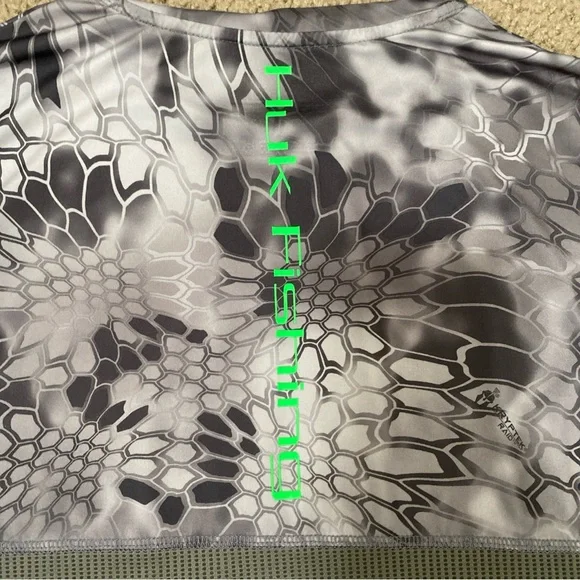 Huk Shirt Men Gray Performance Fishing Lightweight UV Sun Breathable,Size Med - Picture 4 of 5